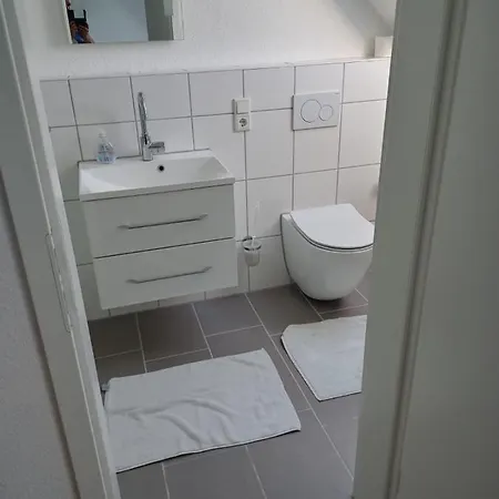 Modernes 21 m² Apartment modern, zentral Schortens Buitenkant foto