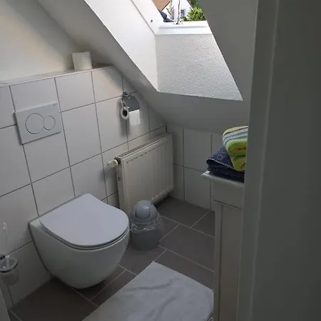 Modernes 21 m² Apartment modern, zentral Schortens Buitenkant foto